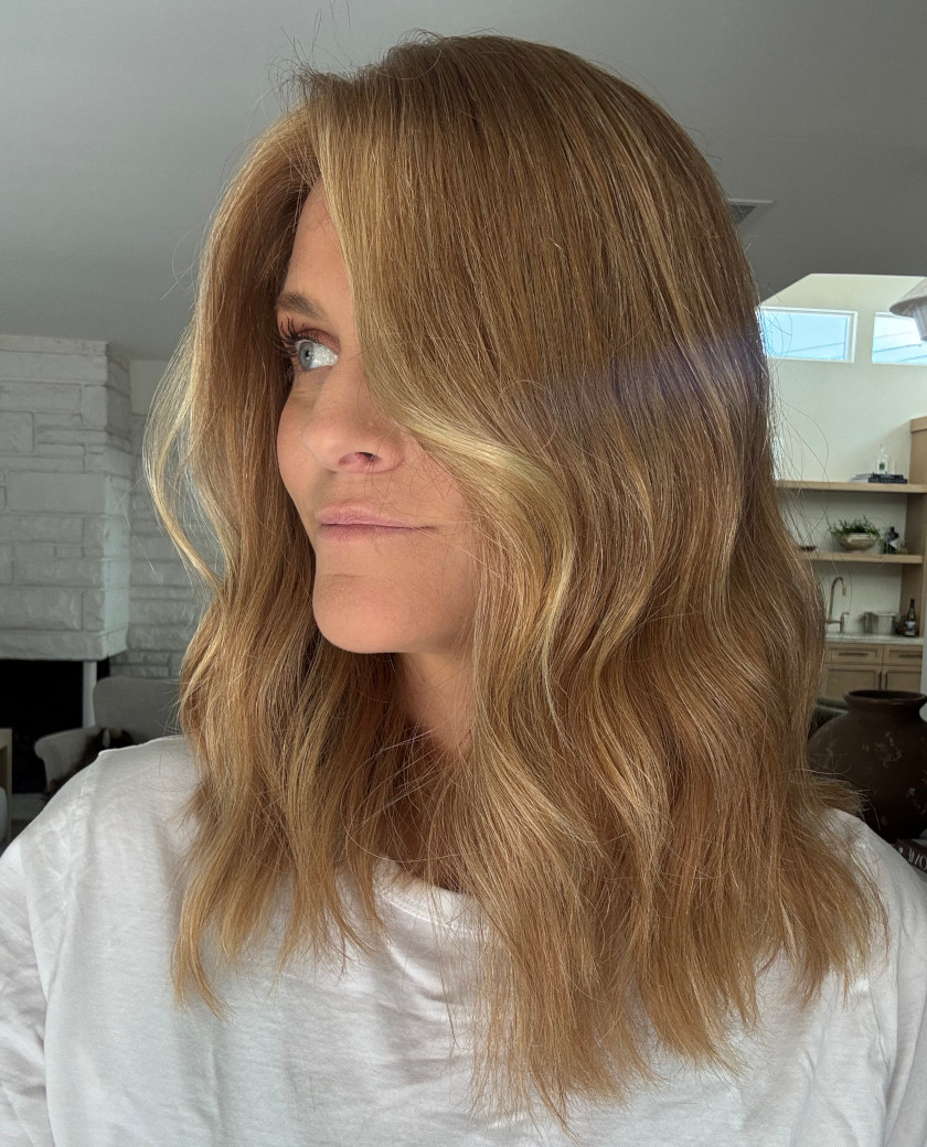 Jessica wig — side view