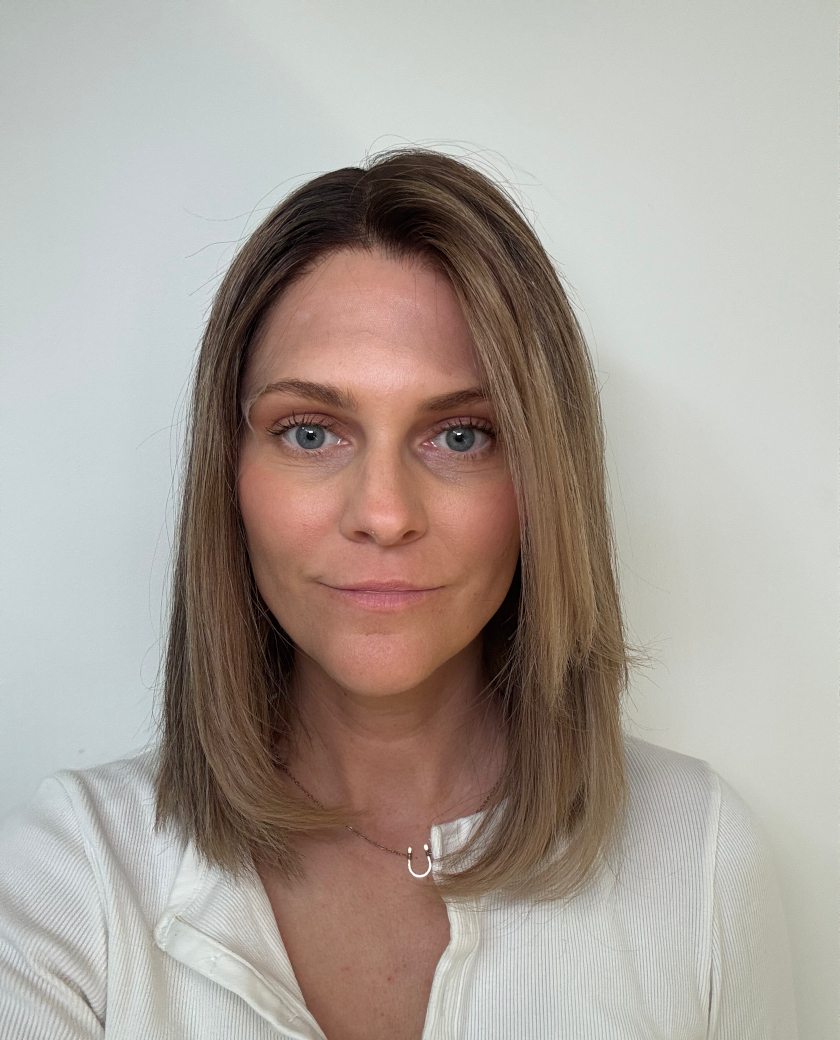 Laura— Darker, natural root with soft, cool beige highlights