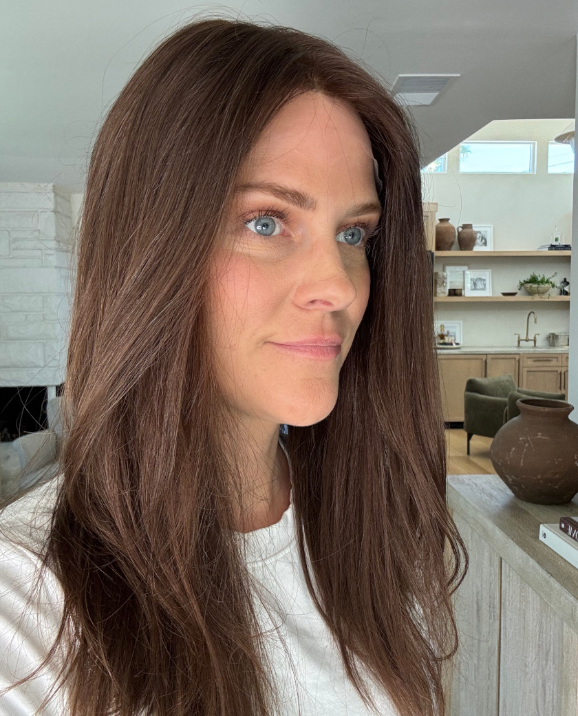 Mara wig — side view