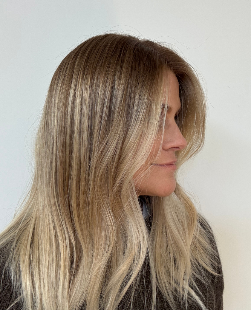 Neve wig — back view