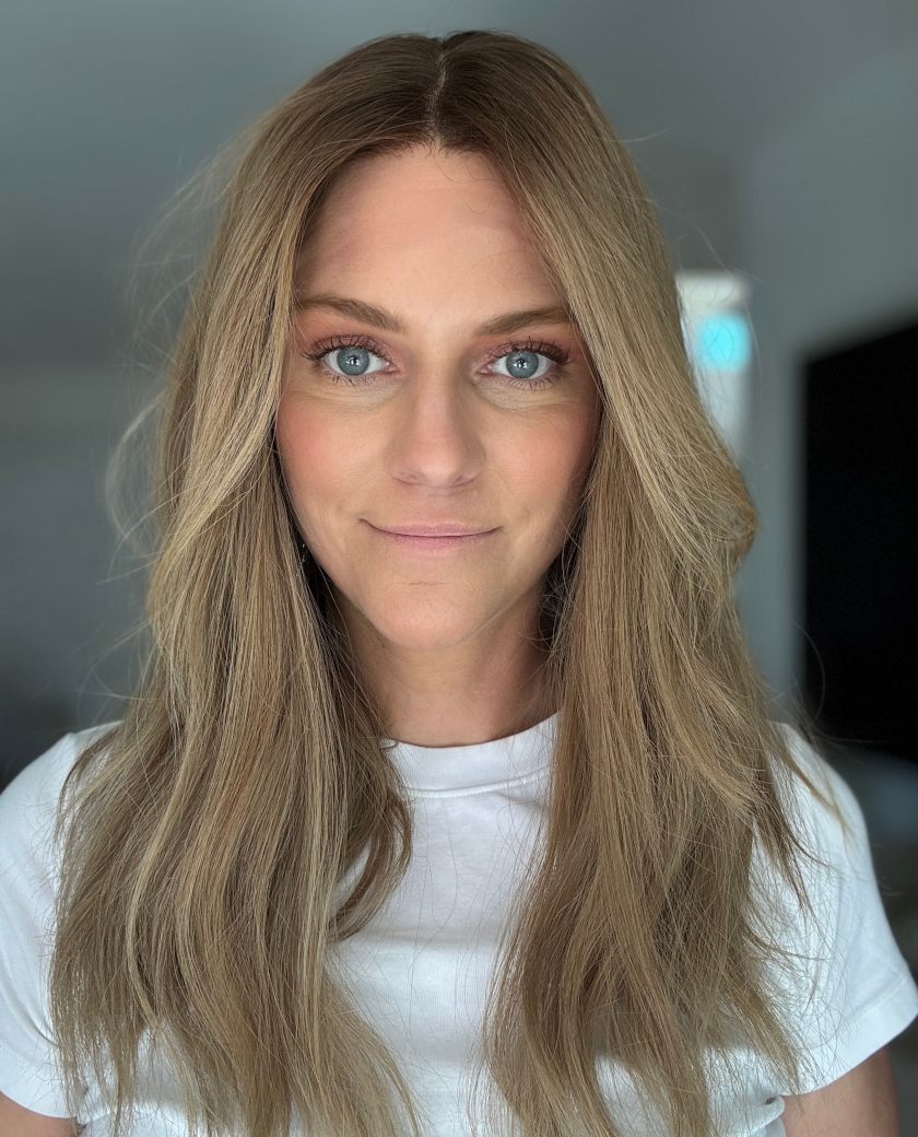 Sloane wig — front view