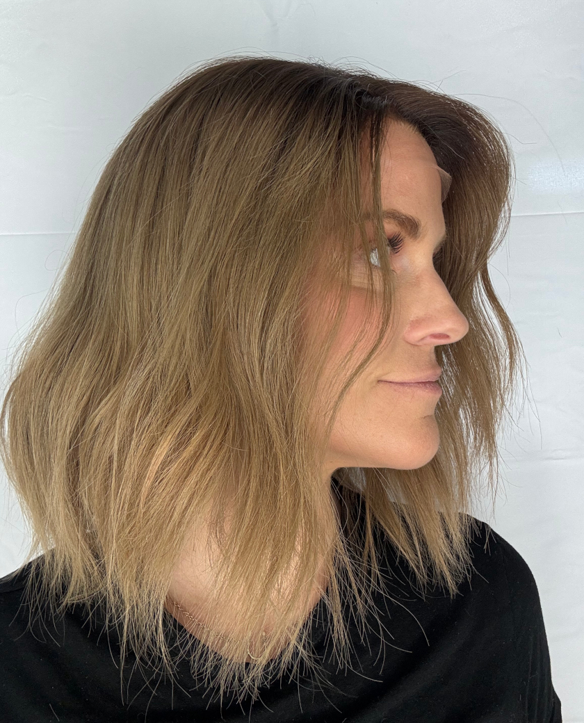 Sloane Short wig — side view