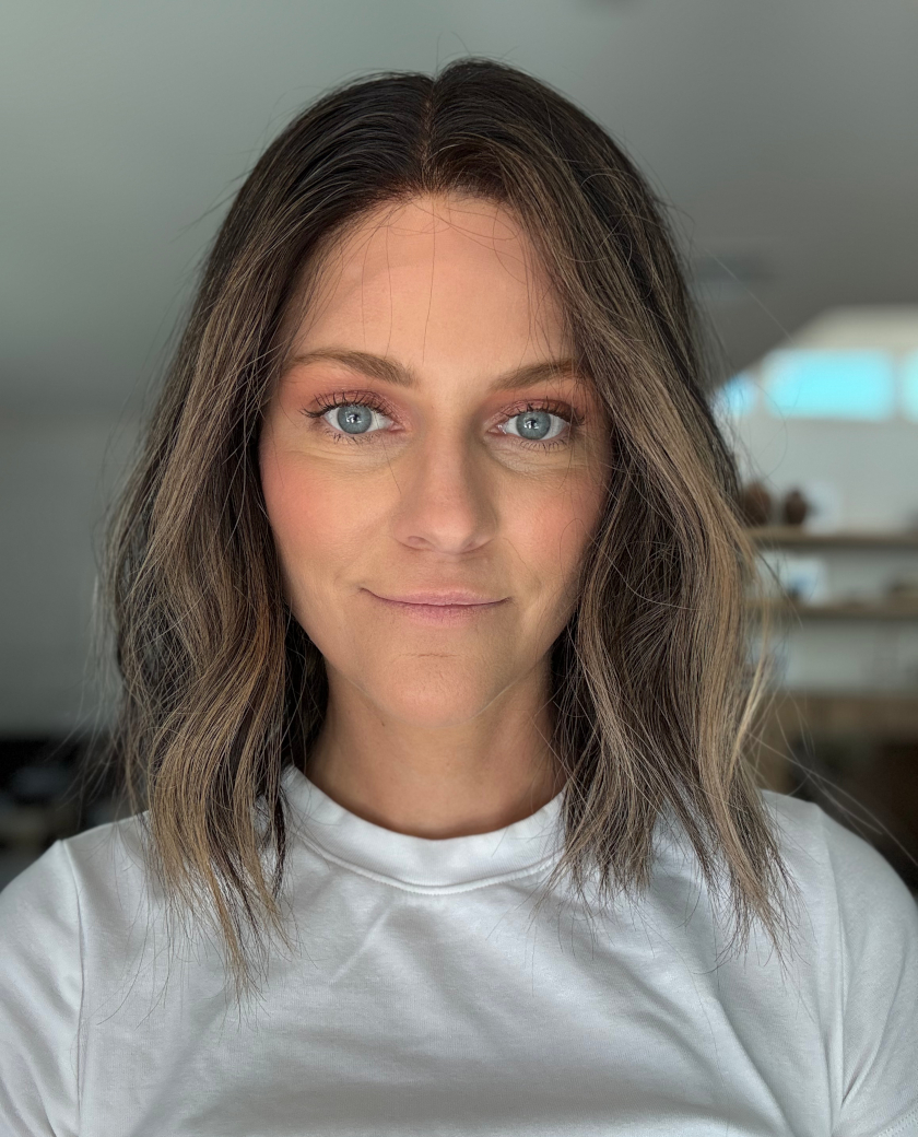 Vivian wig — back view